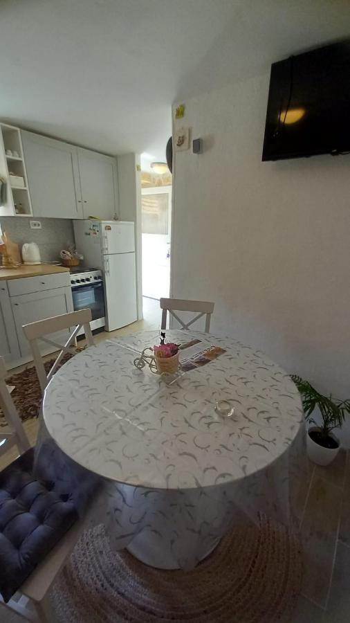 Apartman Niki, Medov Dolac - Lovrec公寓 外观 照片